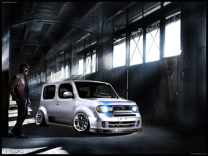nissancube800x600.jpg