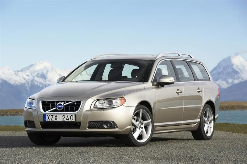 volvov70wagon20103.jpg