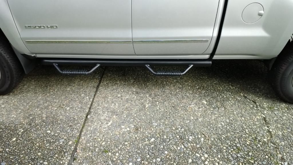 NFab Hooped Nerf Bars, Installed 20152019 Silverado & Sierra HD