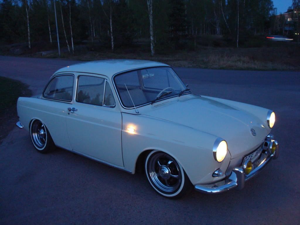 http://i1101.photobucket.com/albums/g427/Andreas_Johansson/Notchback/DSC04009.jpg