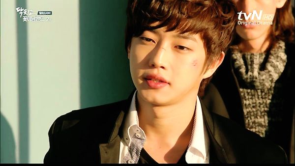 Znalezione obrazy dla zapytania shut up flower boy band Kyung Joon