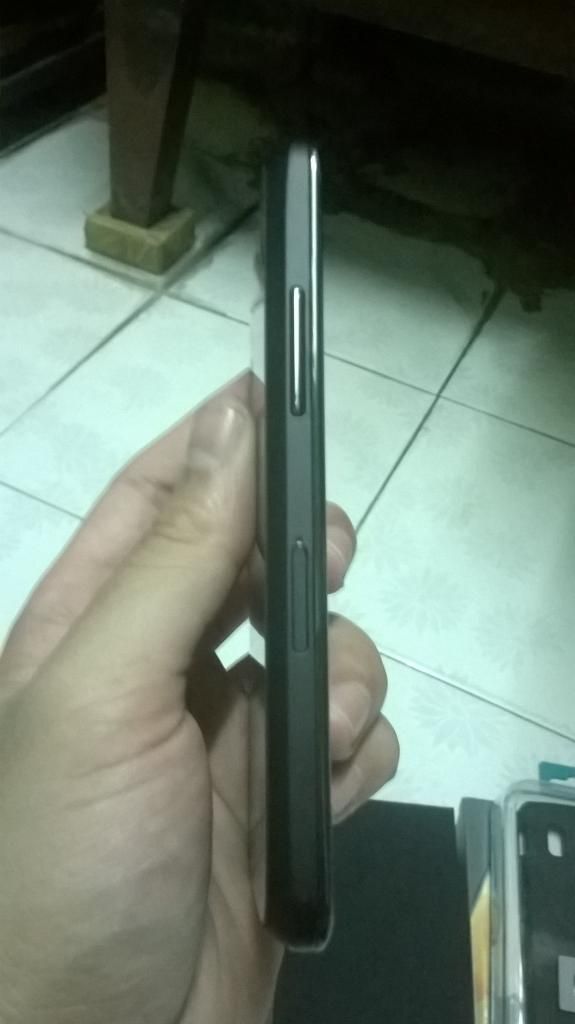 Cần bán LG NEXUS 4 16GB - đen FULL BOX - 3