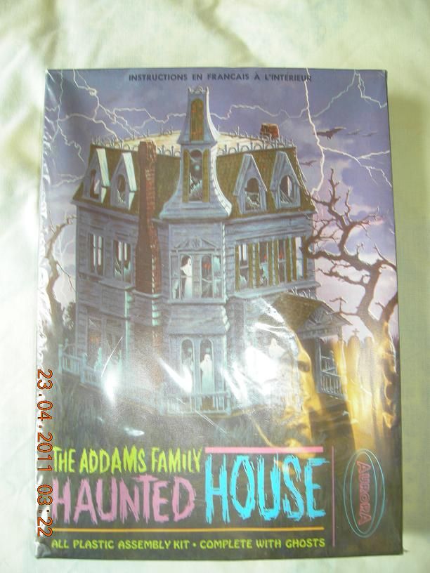 AddamsFamilyHauntedHouse.jpg
