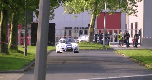 rally-accident-car-falling-to-creek1.gif
