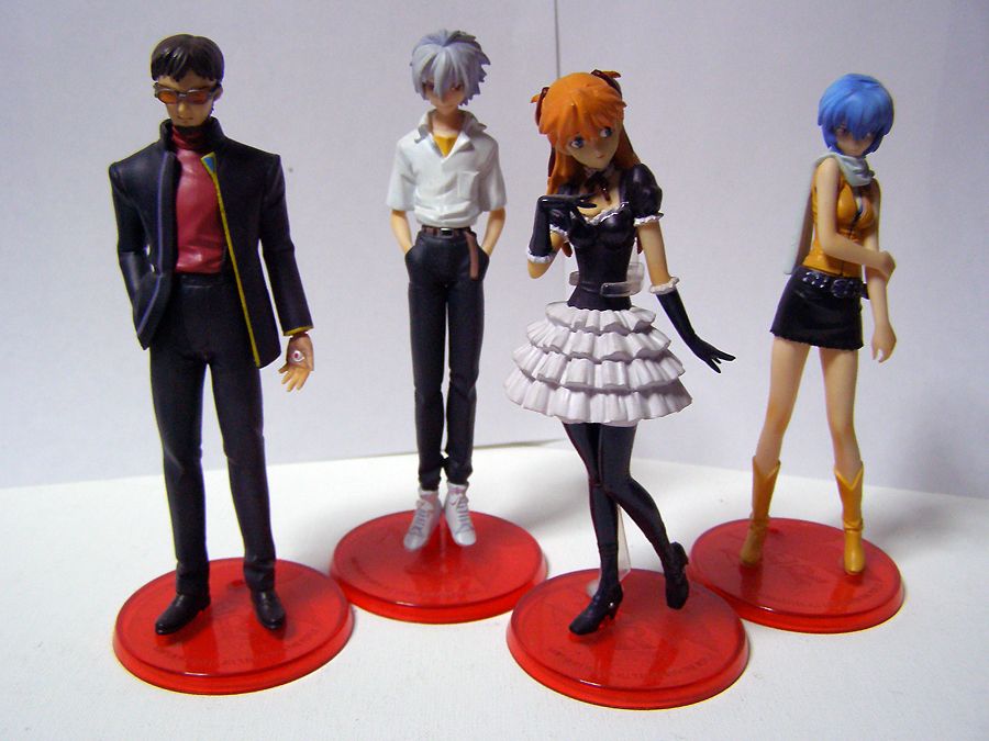 http://i1101.photobucket.com/albums/g438/yoriel777/Figuras/03.jpg
