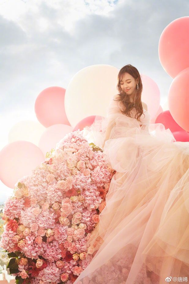 Officially Married Zhao Li Ying and Feng Shao Feng, Luo